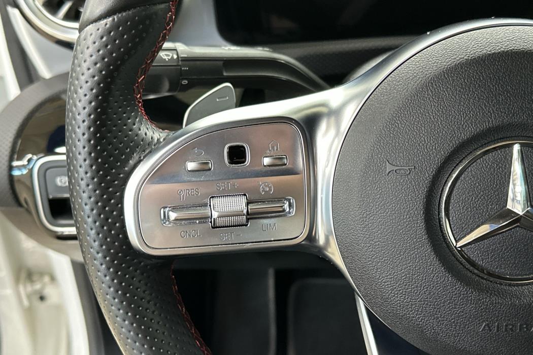 MERCEDES-BENZ A 2023