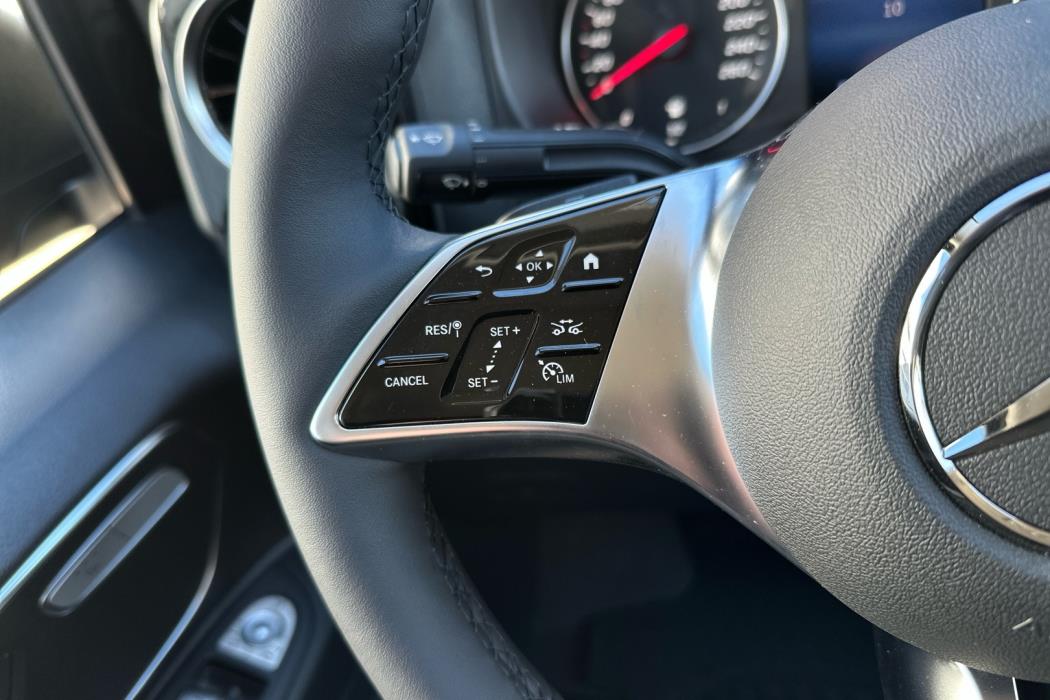 MERCEDES-BENZ Vito 2026