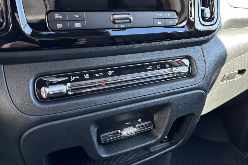 MERCEDES-BENZ Vito 2026