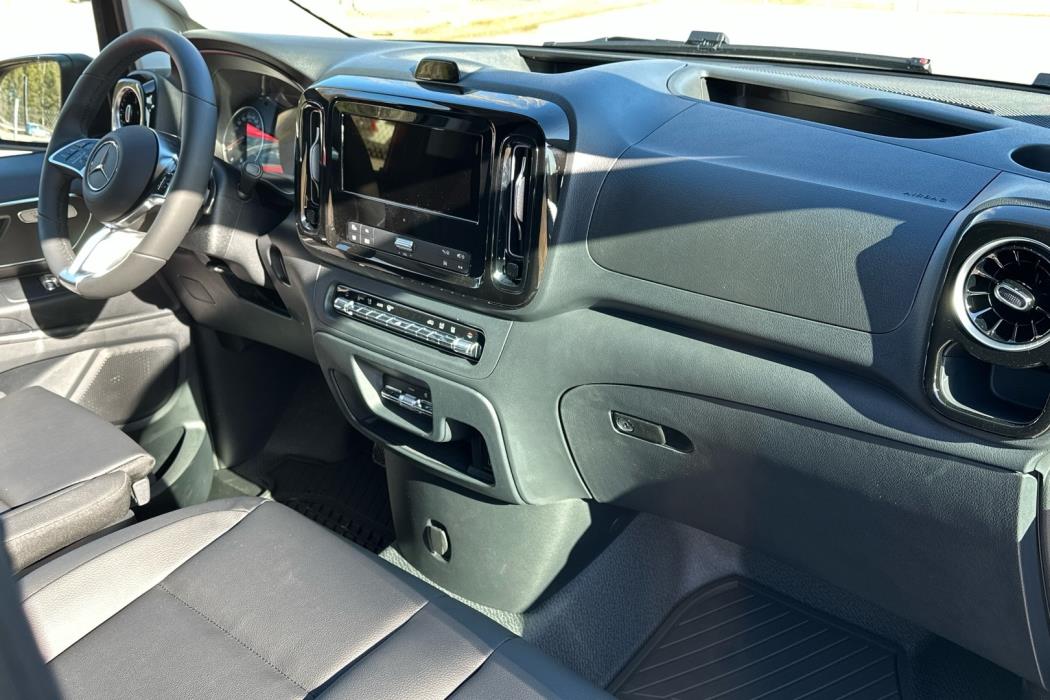 MERCEDES-BENZ Vito 2026