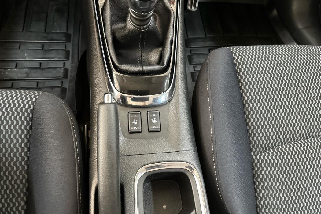 NISSAN Pulsar 2016
