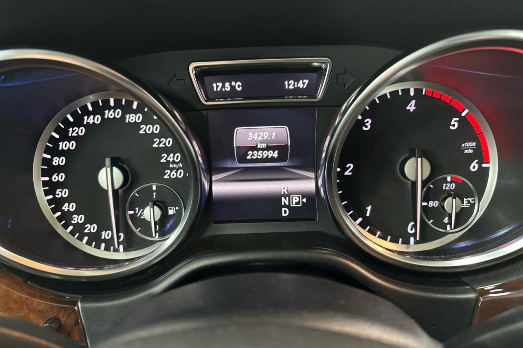 MERCEDES-BENZ GL 2013