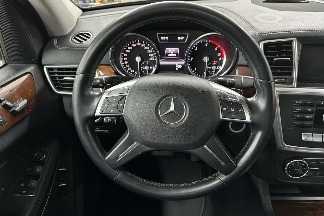 MERCEDES-BENZ GL 2013