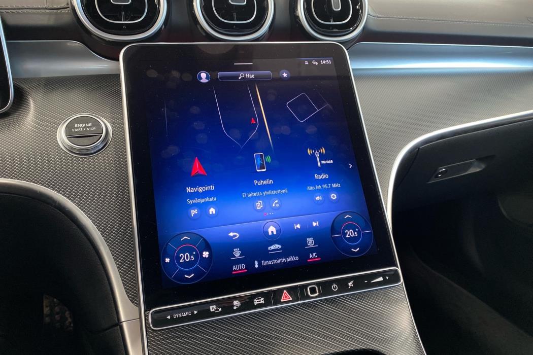 MERCEDES-BENZ C 2024