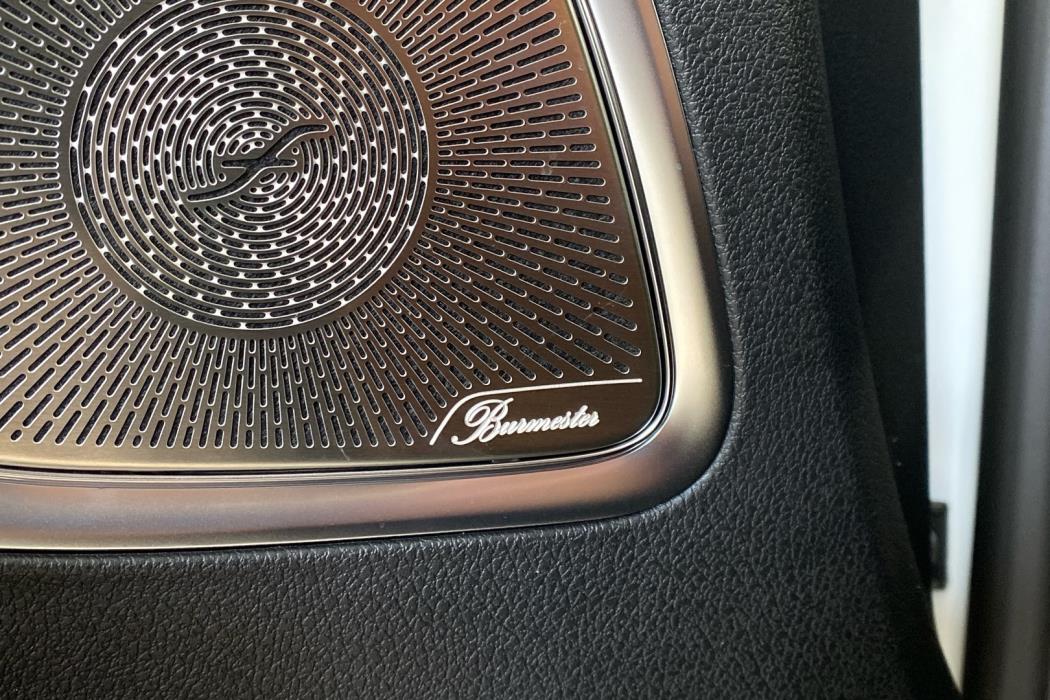 MERCEDES-BENZ C 2024