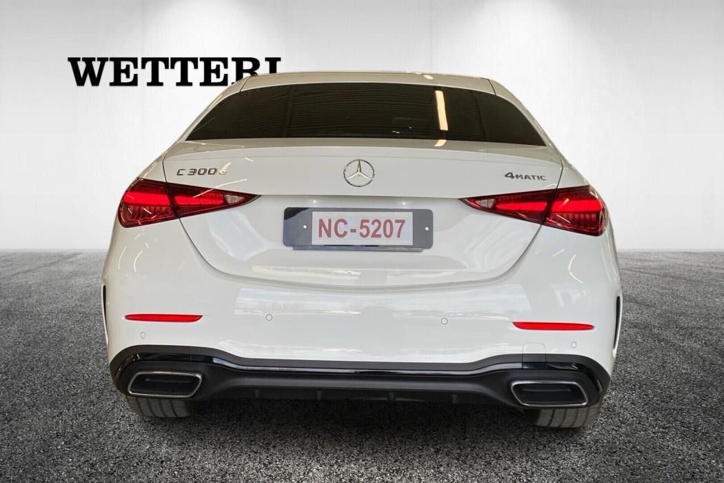 MERCEDES-BENZ C 2024