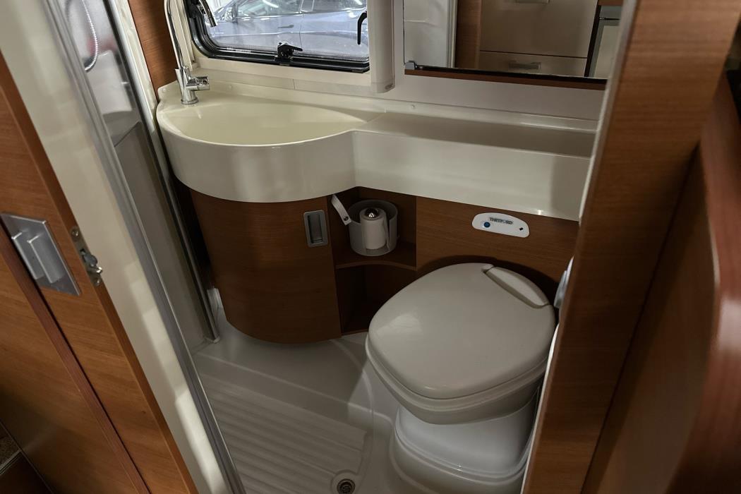 KNAUS S Liner 700 LEG, Fiat 2008