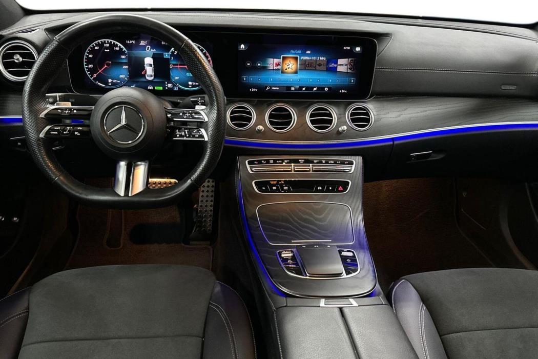 MERCEDES-BENZ E 2023