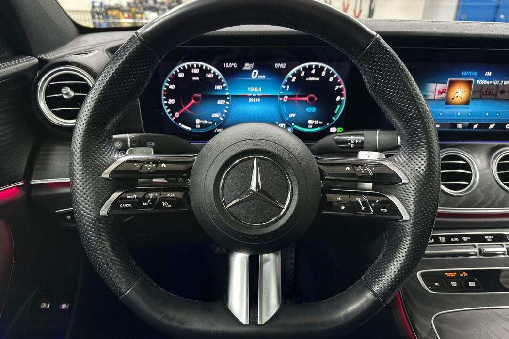 MERCEDES-BENZ E 2023