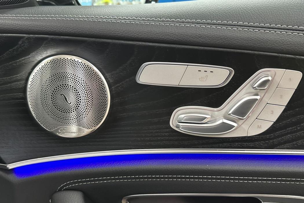 MERCEDES-BENZ E 2023