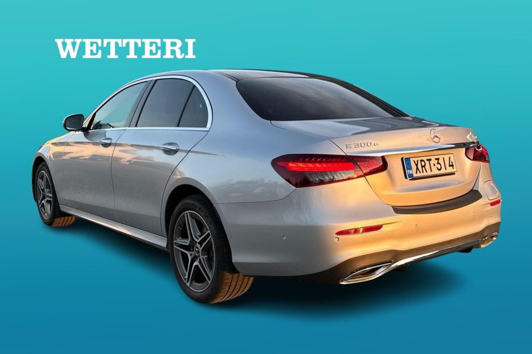 MERCEDES-BENZ E 2023