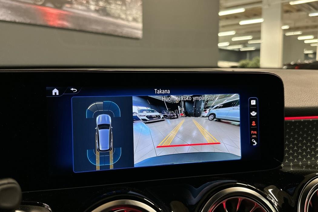 MERCEDES-BENZ EQB 2025