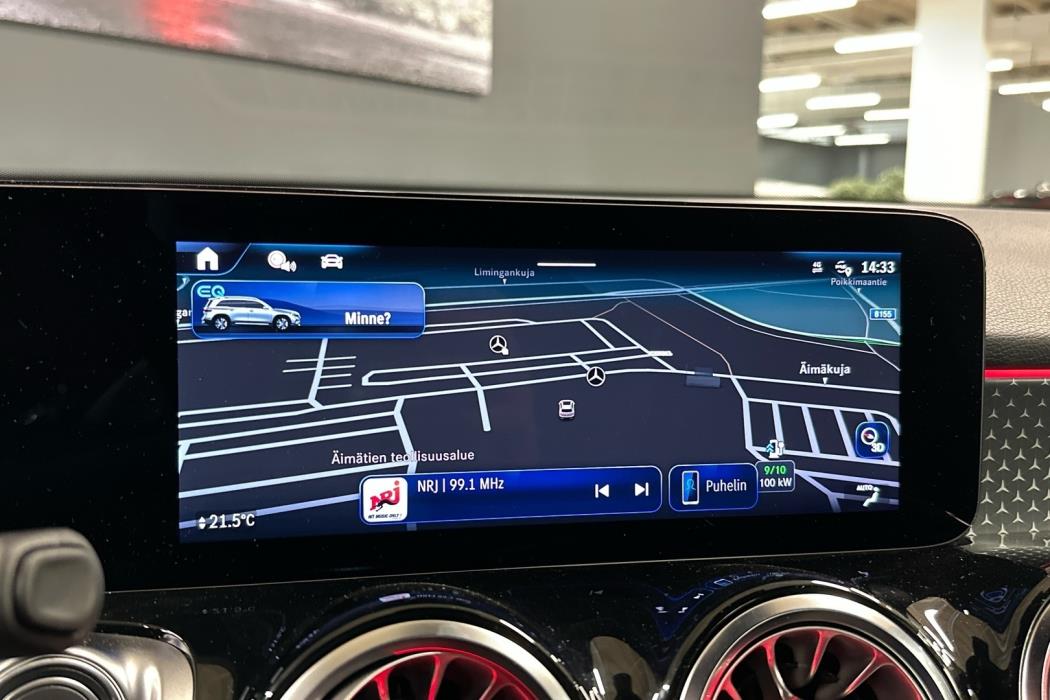 MERCEDES-BENZ EQB 2025