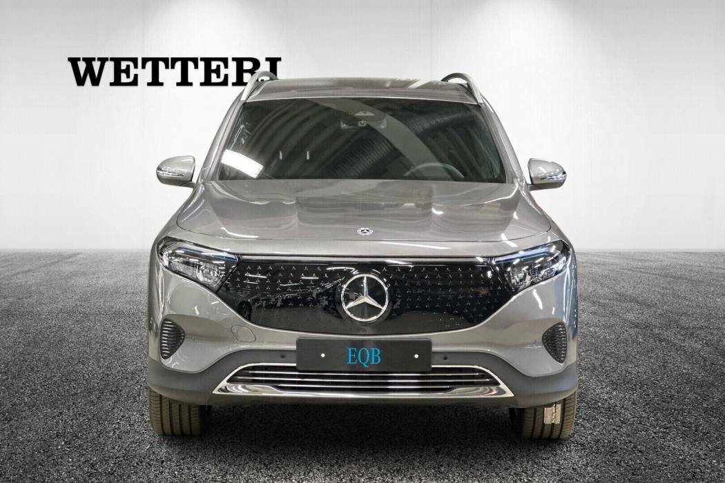 MERCEDES-BENZ EQB 2025