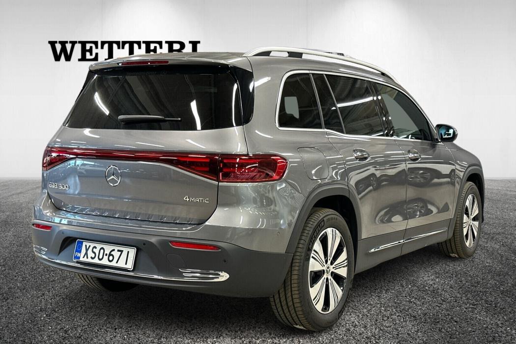 MERCEDES-BENZ EQB 2025