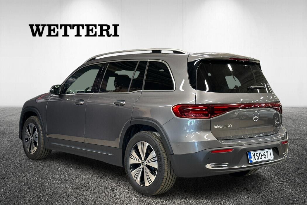 MERCEDES-BENZ EQB 2025