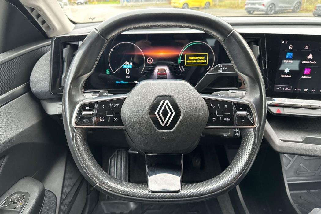 RENAULT Megane 2023