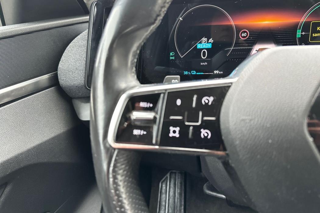 RENAULT Megane 2023