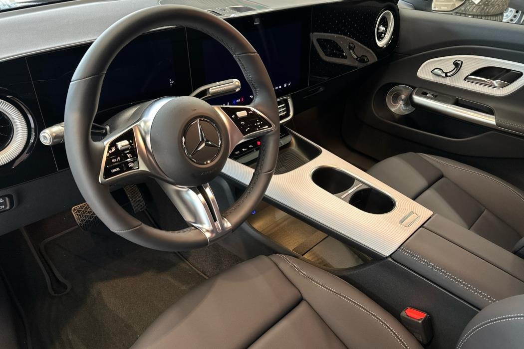 MERCEDES-BENZ CLA 2026