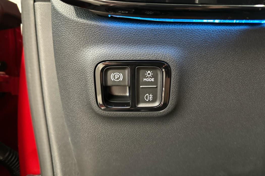 MERCEDES-BENZ CLA 2026