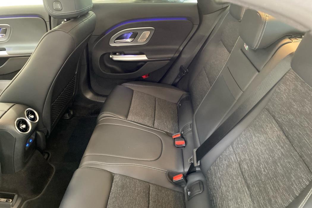 MERCEDES-BENZ CLA 2026