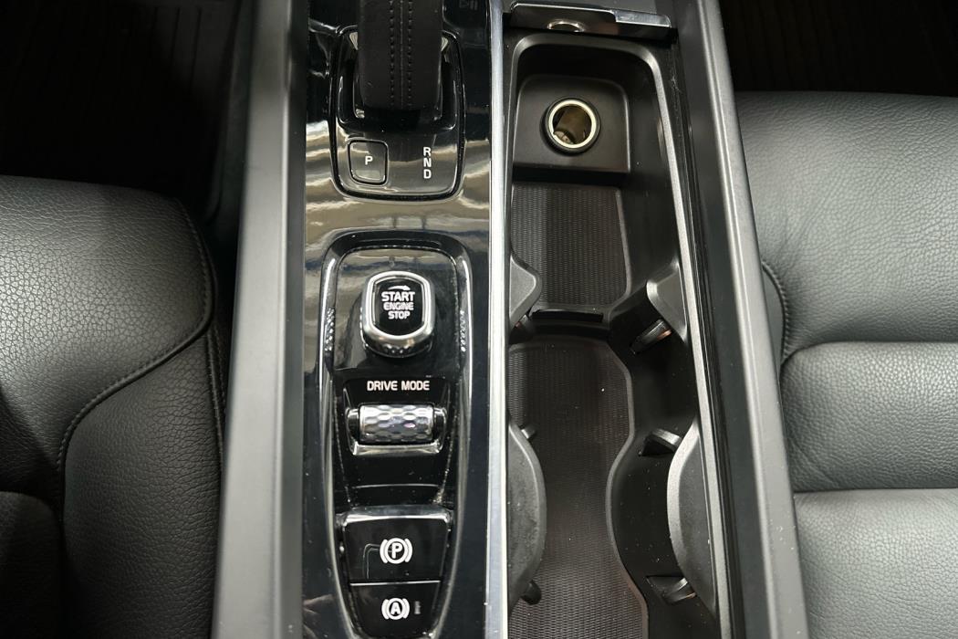 VOLVO V60 2021