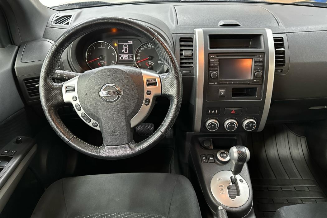 NISSAN X-Trail 2013