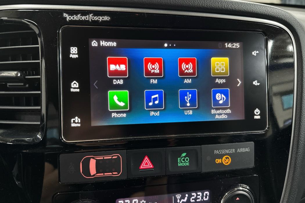 MITSUBISHI Outlander PHEV 2017