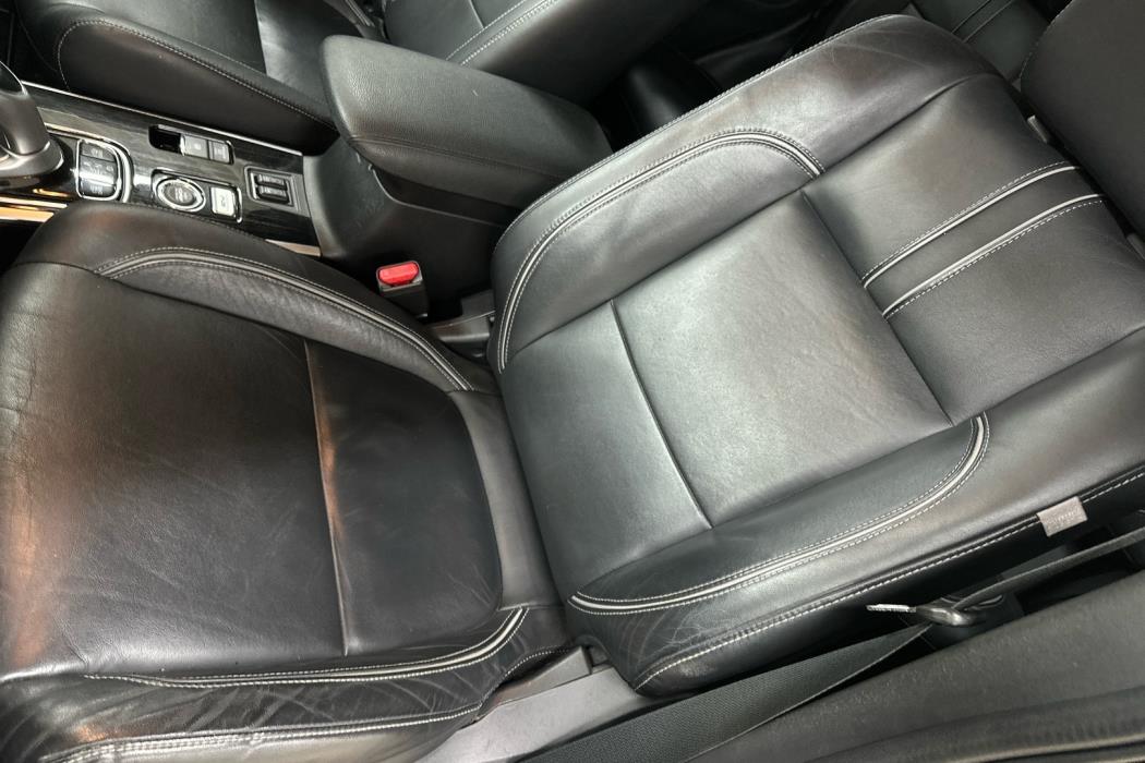 MITSUBISHI Outlander PHEV 2017