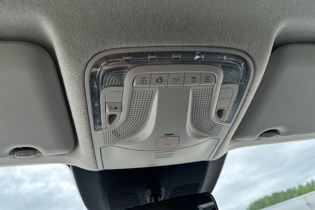MERCEDES-BENZ Vito 2022