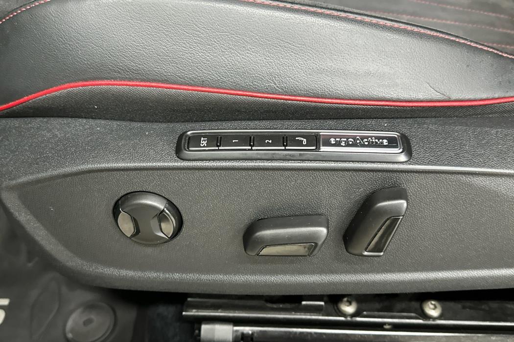 VOLKSWAGEN ID.5 2023