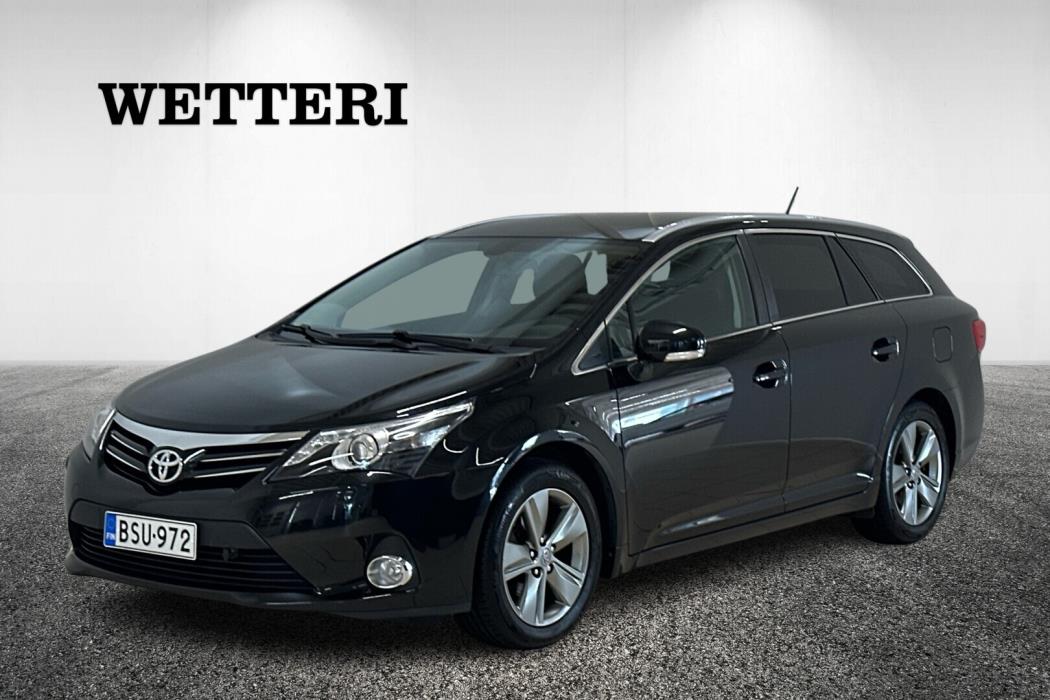 TOYOTA Avensis 2015