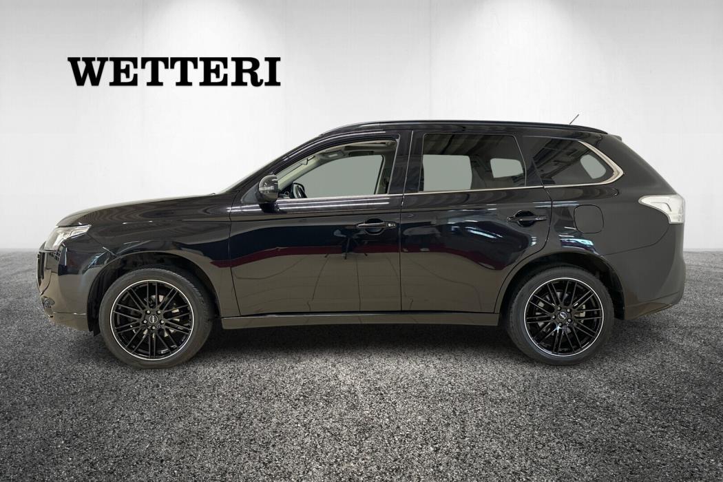 MITSUBISHI Outlander PHEV 2013