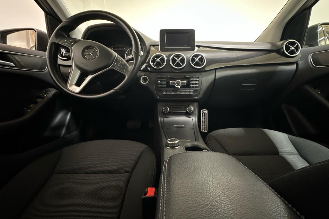 MERCEDES-BENZ B 2014