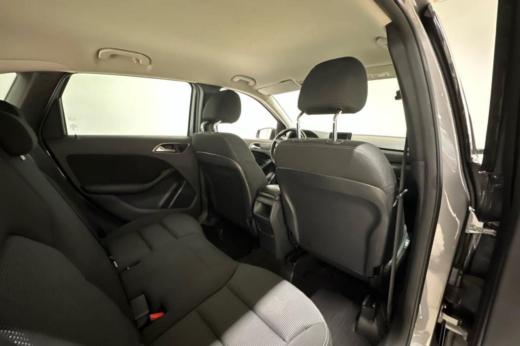 MERCEDES-BENZ B 2014