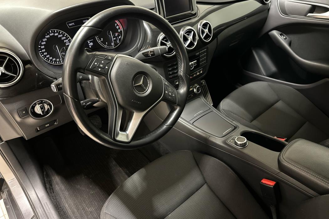 MERCEDES-BENZ B 2014