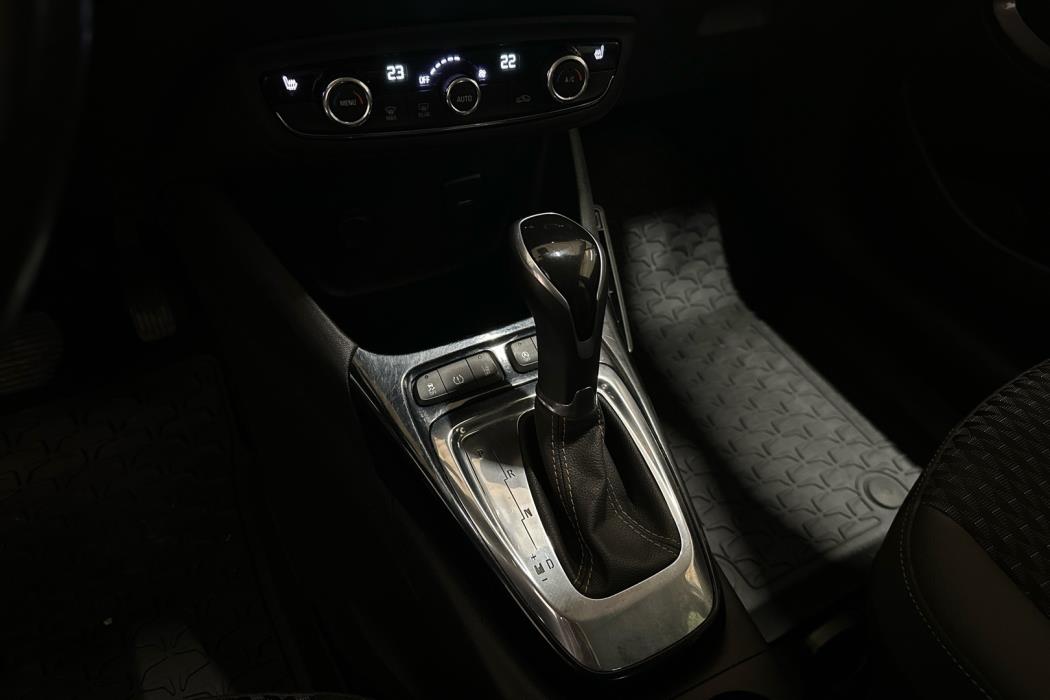 OPEL Crossland X 2019