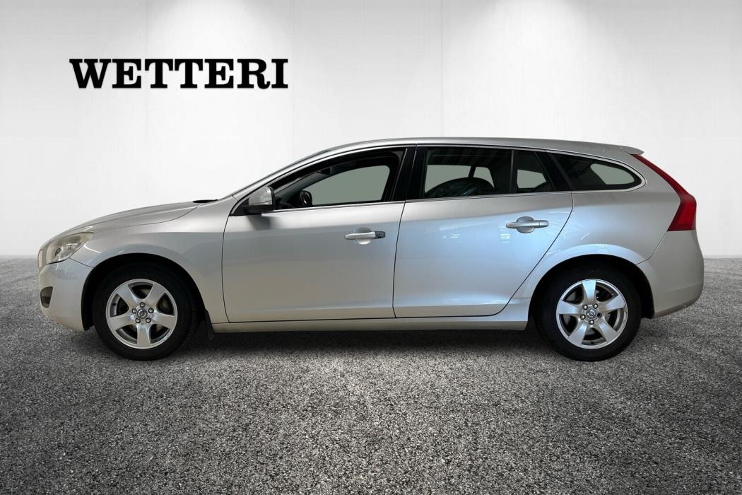 VOLVO V60 2011