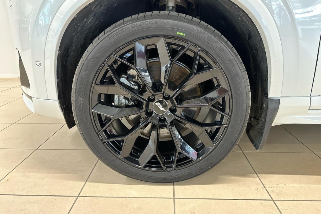 VOLVO XC90 2023