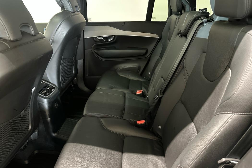 VOLVO XC90 2023
