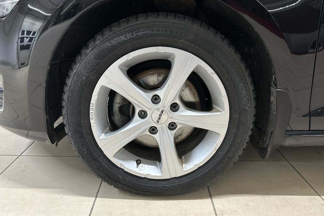 VOLKSWAGEN Golf 2014