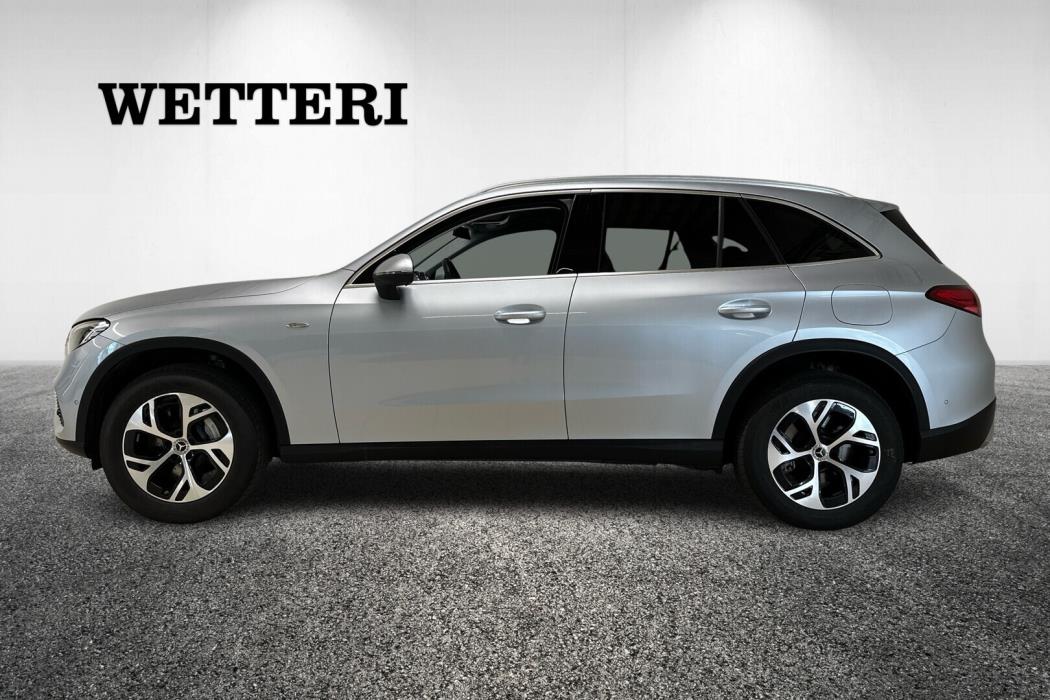 MERCEDES-BENZ GLC 2025