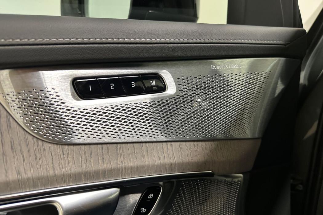 VOLVO XC90 2027