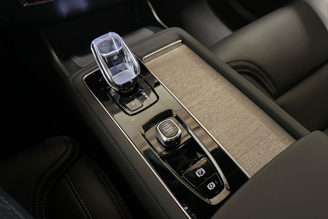 VOLVO XC90 2027