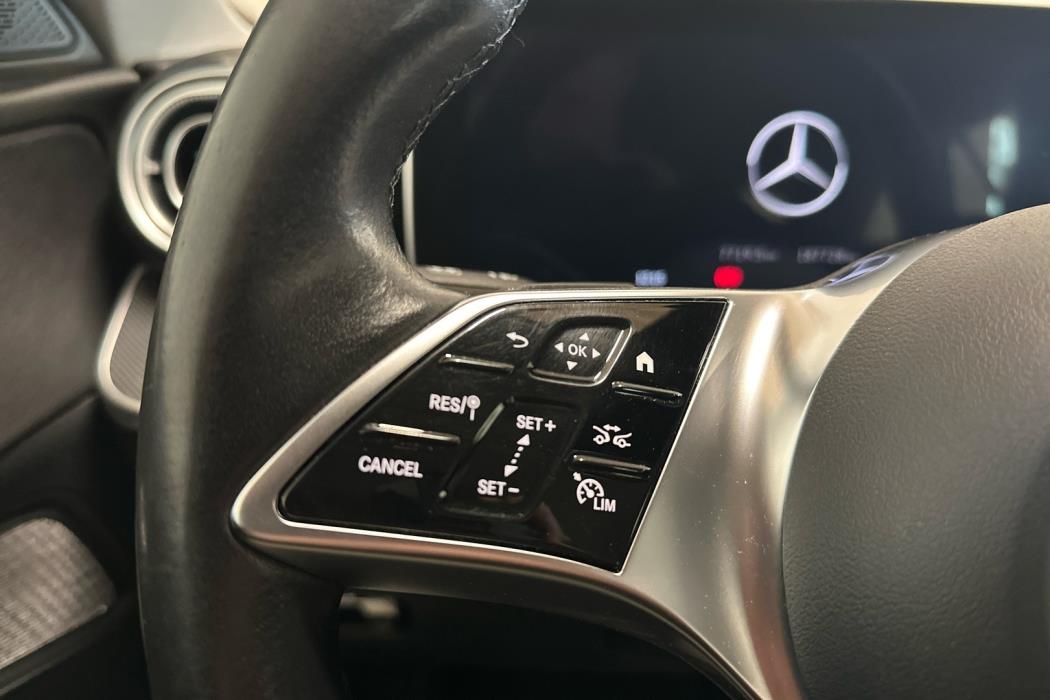 MERCEDES-BENZ C 2023