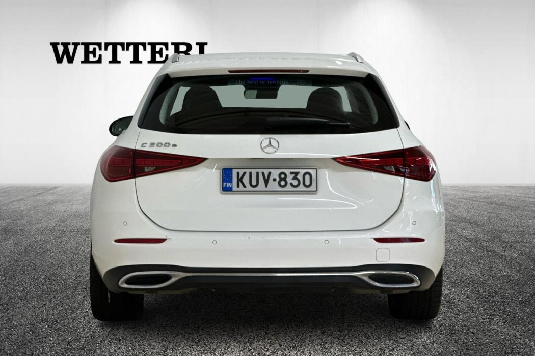 MERCEDES-BENZ C 2023
