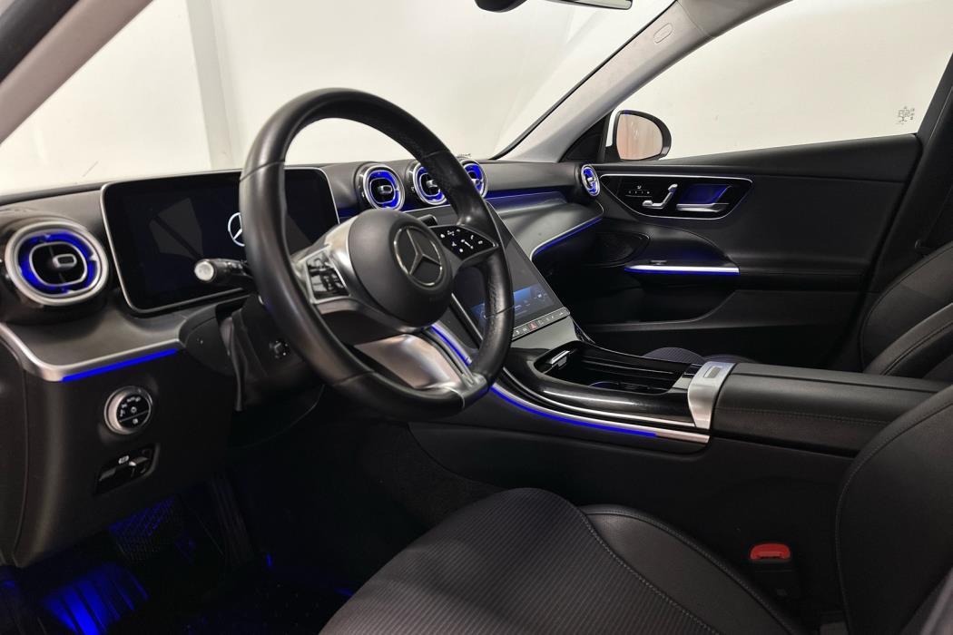 MERCEDES-BENZ C 2023