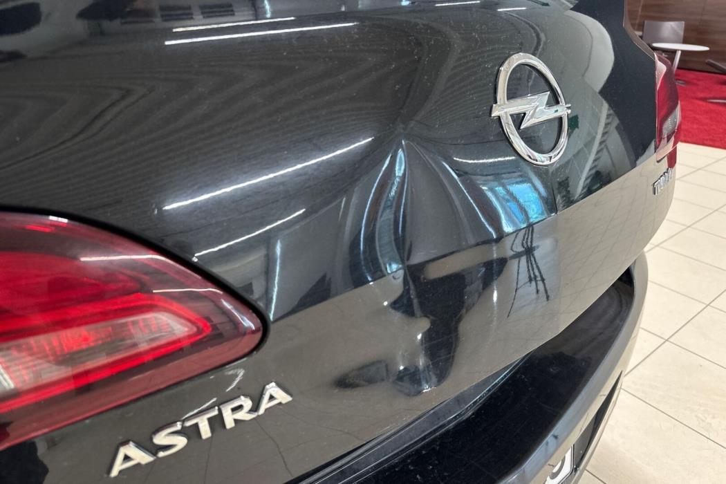 OPEL Astra 2015