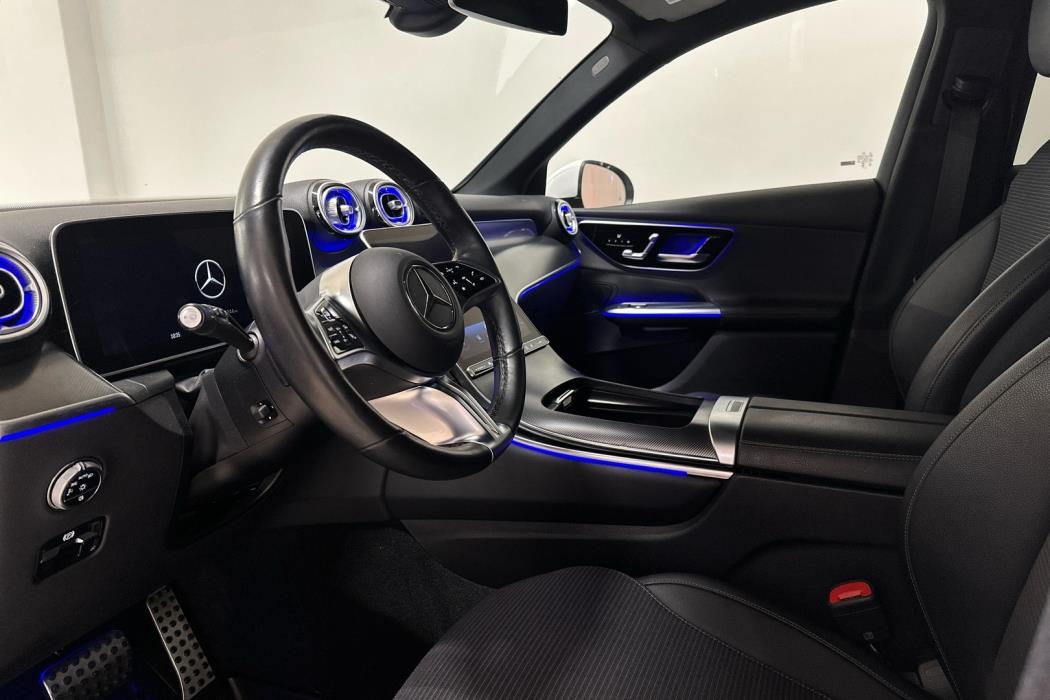MERCEDES-BENZ GLC 2023