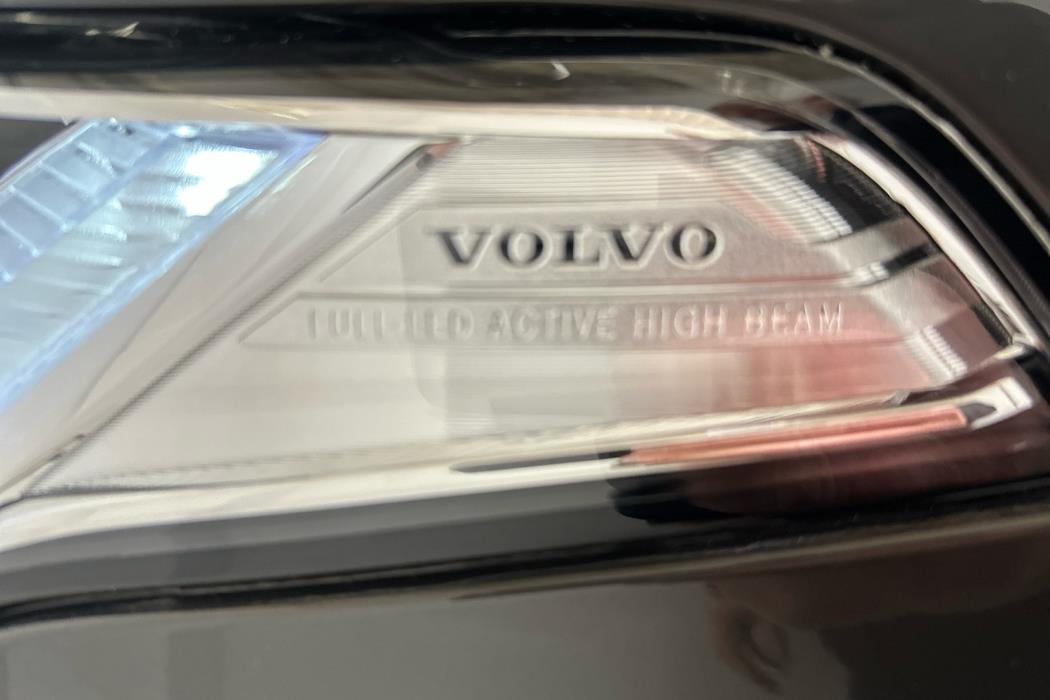 VOLVO XC90 2024